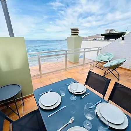 Apartamento First-line Canteras